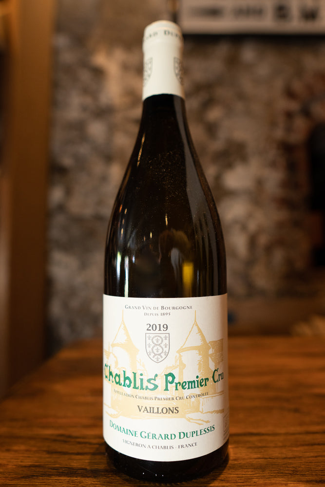 
            
                Load image into Gallery viewer, Duplessis Chablis 1er Cru Vaillons 2019
            
        