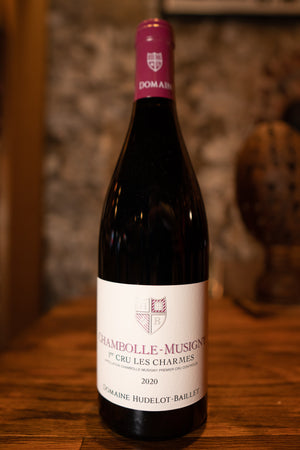 
            
                Load image into Gallery viewer, Domaine Hudelot-Baillet Chambolle Musigny 1er Cru Les Charmes 2020
            
        